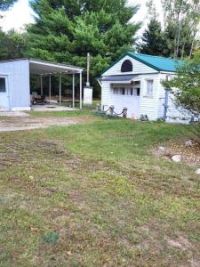 9640 Thornapple Avenue, Newaygo, Michigan 49337, Stati Uniti