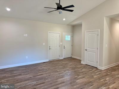 784 Lakeview Drive, Colonial Beach, Virginie 22443, États-Unis