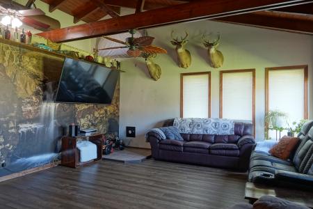 309 Division St., Withee, Wisconsin 54498, Estados Unidos