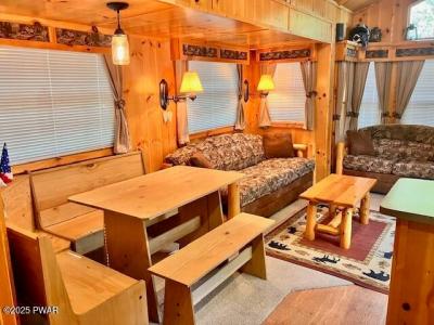 66 Blue Aspen Drive, Milford, פנסילבניה 18337, ארצות הברית של אמריקה