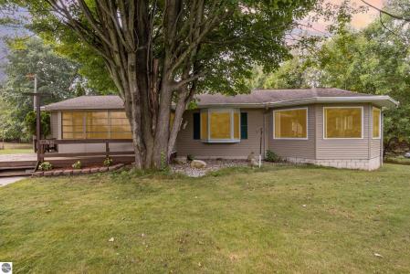 7631 Sherri Lane, Hồ, Michigan 48632, HOA KỲ