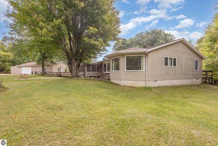 7631 Sherri Lane, Hồ, Michigan 48632, HOA KỲ