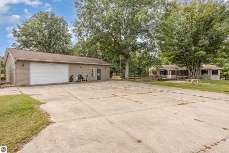 7631 Sherri Lane, Hồ, Michigan 48632, HOA KỲ