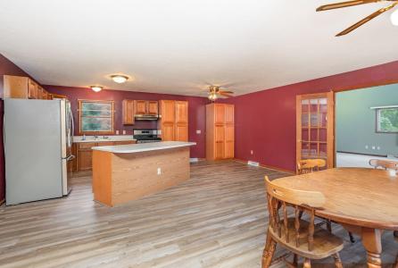 7631 Sherri, 湖, 密歇根州 48632, 美国