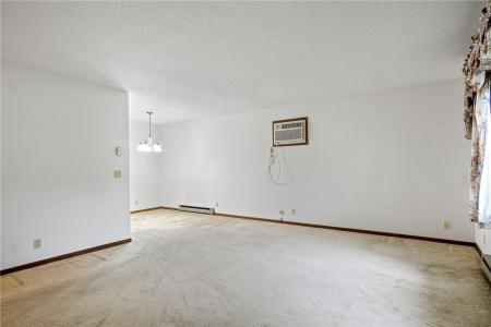 1412 Devney Drive, Altoona, Wisconsin 54720, États-Unis