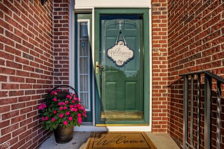 13854 Meadow Grass Way, Fishers, Indiana 46038, USA