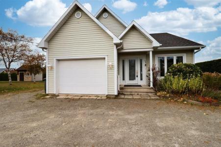 55 Rue des Pins, קוויבק G0L 2K0, קנדה