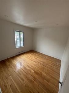 5107 Rue De Salaberry, Montréal (Ahuntsic-Cartierville), 魁北克省 H4J 1J2, 加拿大