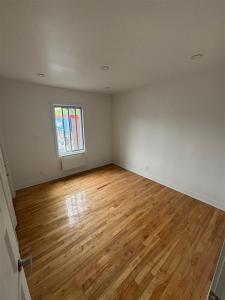 5107 Rue De Salaberry, Montréal (Ahuntsic-Cartierville), 魁北克省 H4J 1J2, 加拿大