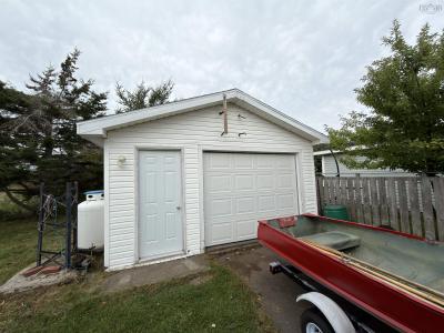 64 MACNAMARA DRIVE, Glace Bay, Nova Scotia B1A 6A7, Canada