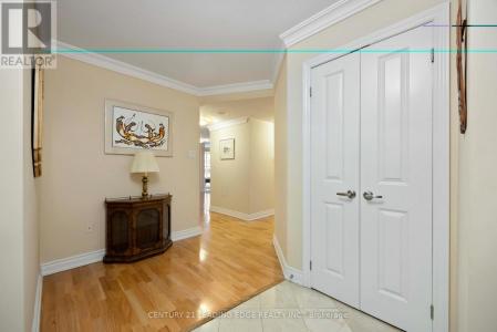 131 BEECROFT ROAD, Toronto (lansing-westgate), Ontario M2N 6G9, Canada