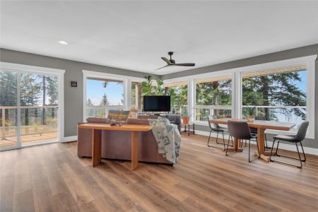 6011 OYAMA LAKE ROAD, Lake Country, Британская Колумбия V4V 2C9, Канада