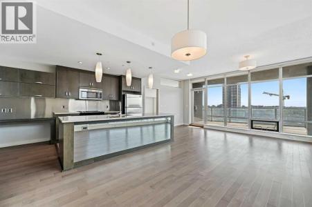 530 12 AVENUE SOUTHWEST, Calgary, Alberta T2R 0B1, Canada