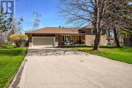 121 BAYSHORE DRIVE, Ramara, オンタリオ L0K 1B0, カナダ