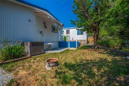 1881 BOUCHERIE ROAD, Westbank, Colúmbia Britânica V4T 0C9, Canadá