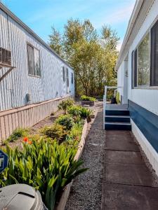 1881 BOUCHERIE ROAD, Westbank, Colúmbia Britânica V4T 0C9, Canadá