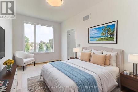 29B CHRYESSA AVENUE, Toronto (rockcliffe-smythe), オンタリオ M6N 4T4, カナダ