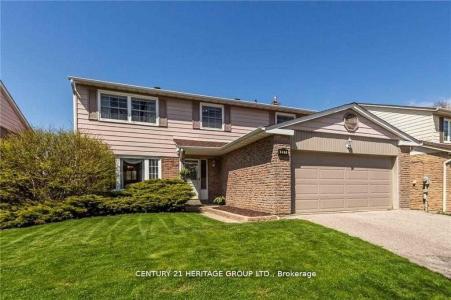 897 CALDWELL STREET, Newmarket, Ontario L3Y 5R8, CANADÁ