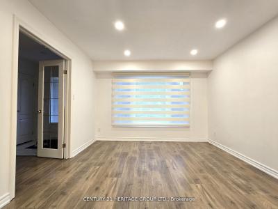 897 CALDWELL STREET, Newmarket, Ontario L3Y 5R8, CANADÁ