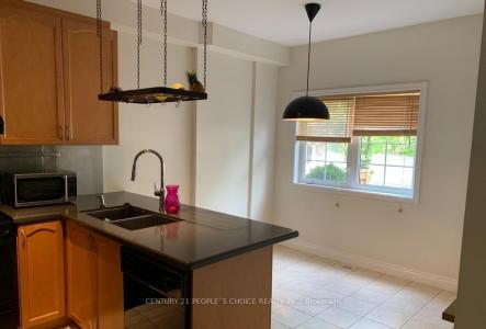 100 BEDDOE DRIVE, Hamilton, Ontario L8P 4Z2, Canada