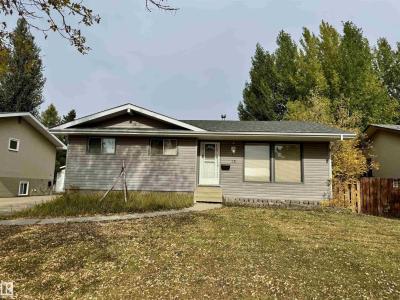 13 ALDERWOOD CRESCENT, Sherwood Park, Alberta T8A 0K4, Canada