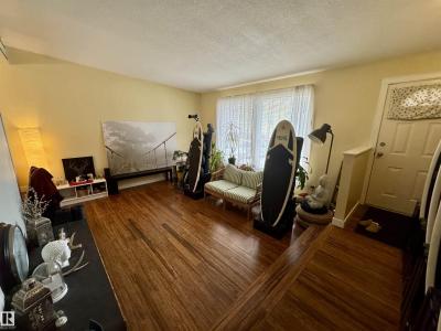 13 ALDERWOOD CRESCENT, Sherwood Park, Alberta T8A 0K4, Canada