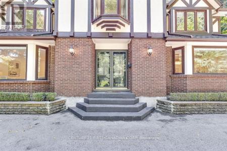 441 WESTMOUNT DRIVE, London South (south C), Ontario N6K 1X4, Canada