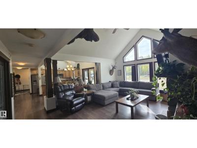 161038 TWP 584, Rural Lamont County, Alberta T0B 0C0, Canadá