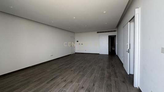 Mesa Geitonia, Cyprus