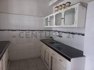 Av. Loreto , Piura, Piura 00001, Peru