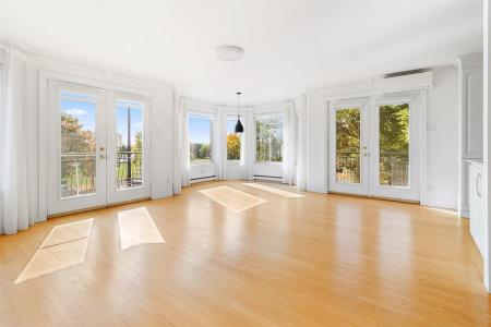 8957 Rue Bellerive, Montréal (Mercier/Hochelaga-Maisonneuve), ケベック H1L 3S4, カナダ