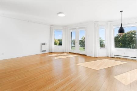 8957 Rue Bellerive, Montréal (Mercier/Hochelaga-Maisonneuve), ケベック H1L 3S4, カナダ