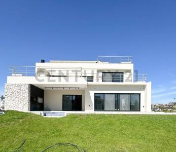 EL YACHT , Tigre, GBA Norte 00001, Argentina