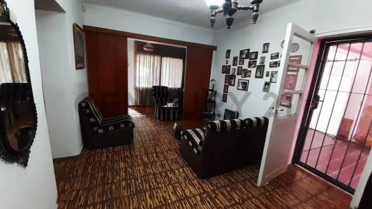 Mercedes Tomasa San Martin , Maipú, Mendoza 5515, Argentina