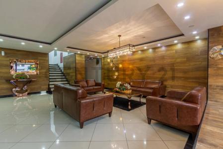 SKY COLLECTION PLAZA ITALIA - EQUIPETROL , Oeste, Santa Cruz 00001, 玻利維亞