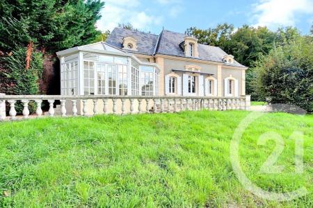 Cour Cheverny, Centre 41700, France