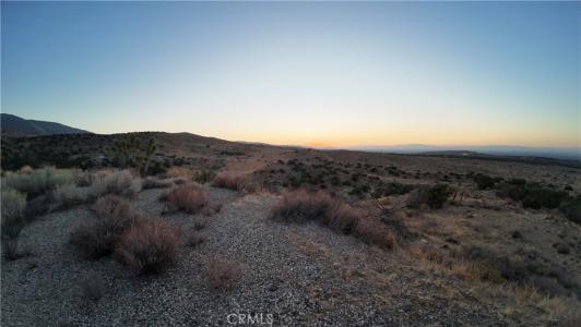 0 Longview Rd/punchbowl Rd/vic Ave Y6, Juniper Hills, Kaliforniya 93543, Amerika Birleşik Devletleri