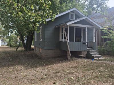 2408 NE Monroe, Peoria, Illinois 61603, USA