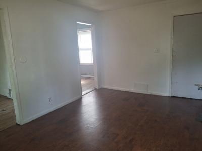 2408 NE Monroe, Peoria, Illinois 61603, USA