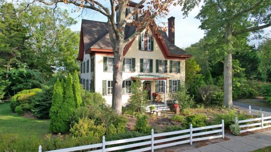 40 N. Shore Road, Absecon, NJ 08201, USA