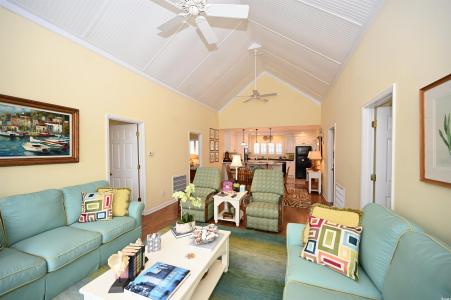 411 36th Ave. N, North Myrtle Beach, דרום קרוליינה 29582, ארצות הברית של אמריקה 