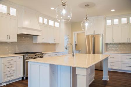 5051 Nottinghill Court, Greenwood, 인디아나 46143, 미국