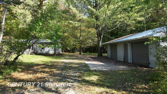 3143 S Homer, Merrill, Michigan 48637, USA