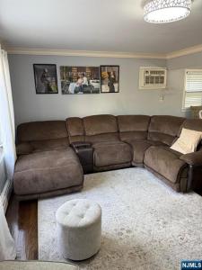 621 Schuyler Avenue , 2, Kearny, 紐澤西州 07032, 美國