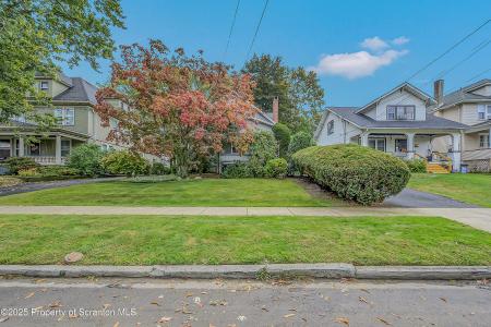 1506 Madison Avenue, Dunmore, Pennsylvania 18509, Amerika Birleşik Devletleri