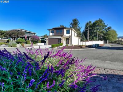 838 CHETCO POINT TER, Brookings, Oregon 97415, États-Unis