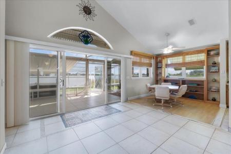 585 SELLARS DRIVE, Lake Alfred, Florida 33850, Estados Unidos