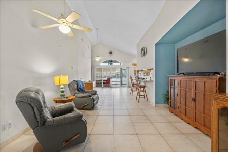 585 SELLARS DRIVE, Lake Alfred, Florida 33850, Estados Unidos