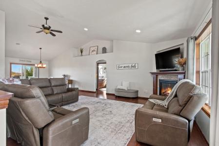 3247 ESSEN Road, Green Bay, Wisconsin 54311-5093, États-Unis