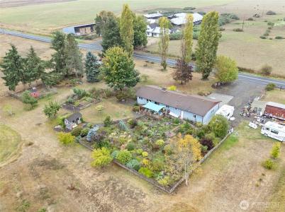 163 Schoolhouse Lane, Toledo, Washington 98591